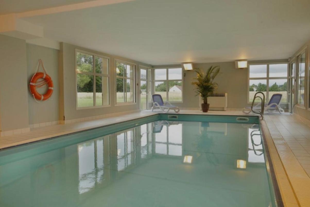 Chez Suzette-Residence-Piscine-Sauna Левернуа Екстер'єр фото